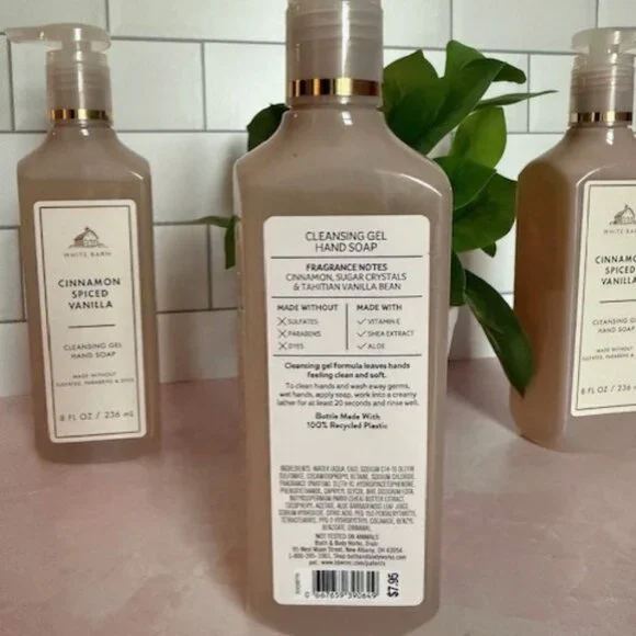 Bath and Body Works Cinnamon Spiced Vanilla Gel Hand Soap (set of 3) - Picture 3 of 4